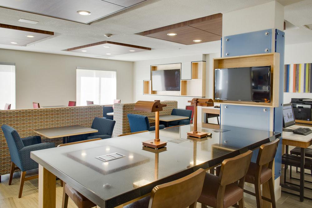 Holiday Inn Express Hotel & Suites Chickasha By Ihg Dış mekan fotoğraf