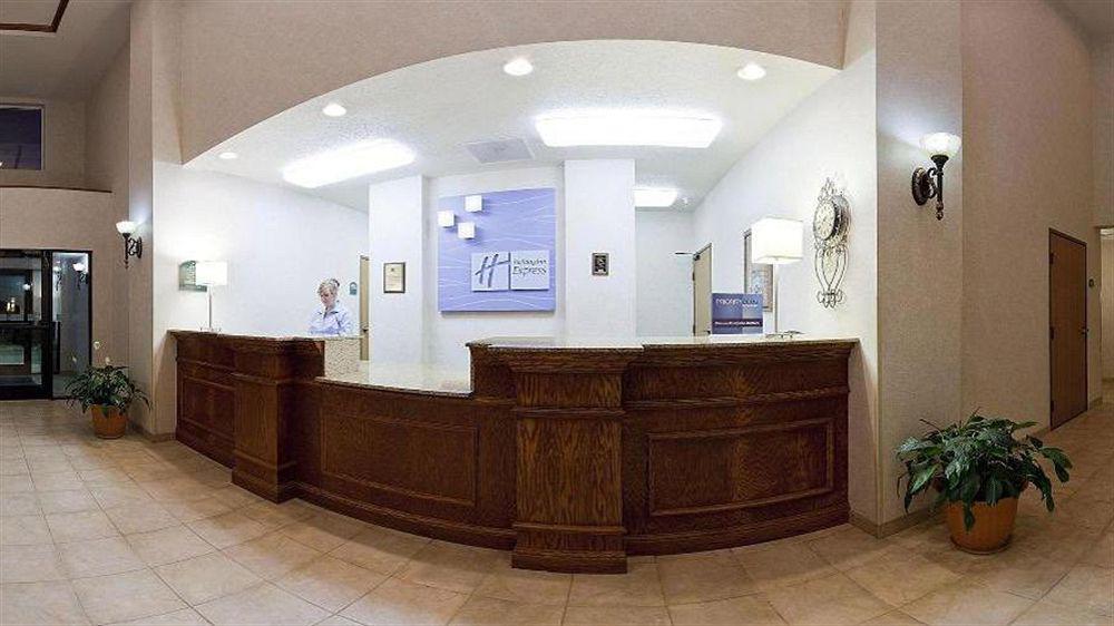 Holiday Inn Express Hotel & Suites Chickasha By Ihg Dış mekan fotoğraf